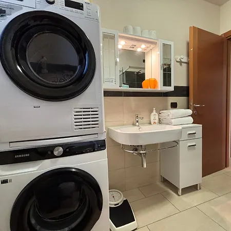 Апартаменты Natura Pian Di Spagna - Larihome A70 *